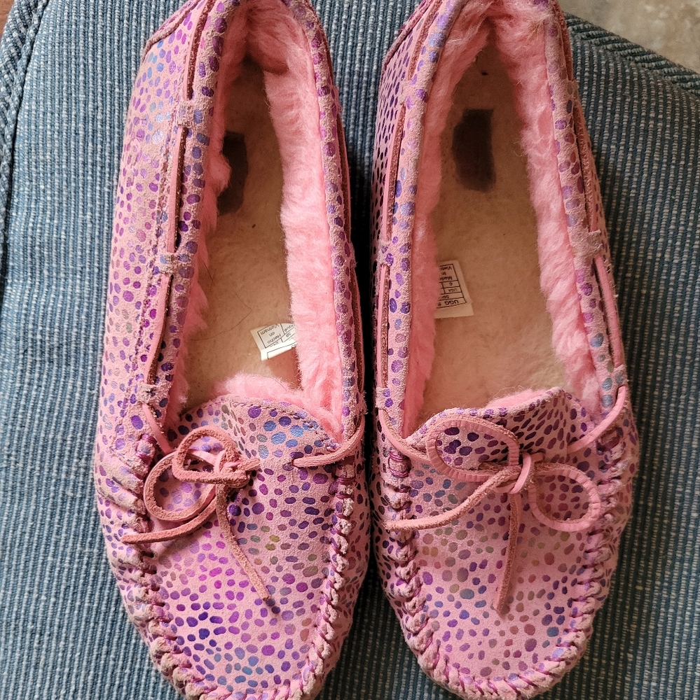 Ugg slippers